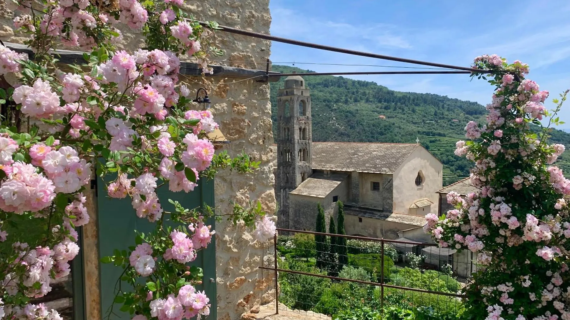 Camamila Sea View Panoramic Home Finale Ligure Holiday home